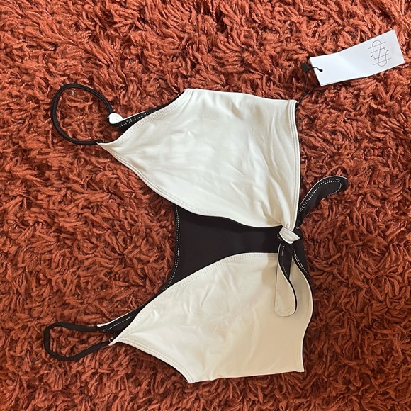 Hackwith Design two way top - swim - Picture 3 of 6